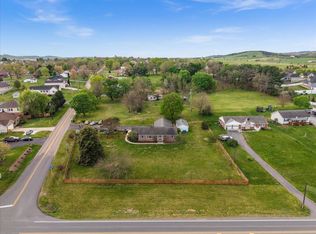 330 N Sunset Dr, Broadway, VA 22815