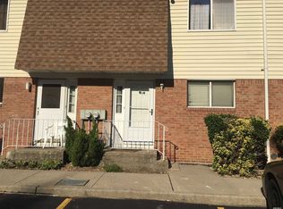 565 Avenue A, Uniondale, NY 11553