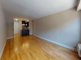 310 Greenwich St