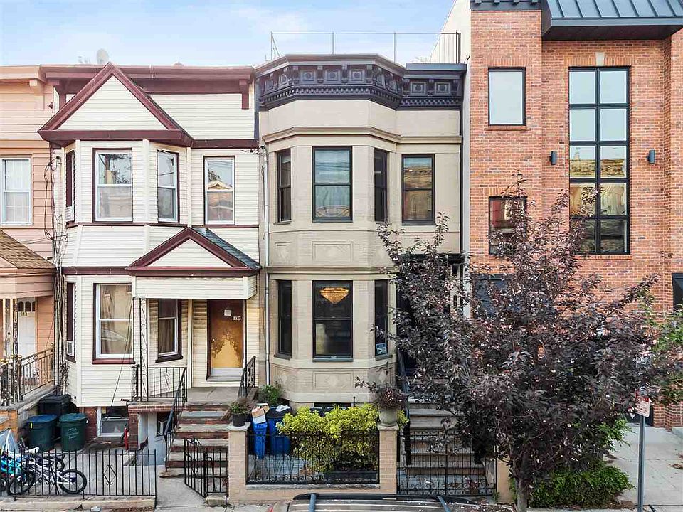 2nd image of 145 Webster Ave #1