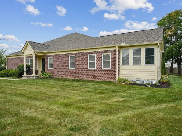 5752 Burke Cir #602, New Albany, OH 43054