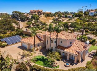 9769 Little Canyon Ln, Escondido, CA 92026