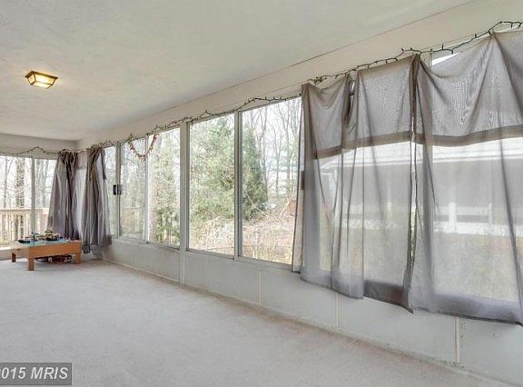4th image of 7045 Cindy Ln