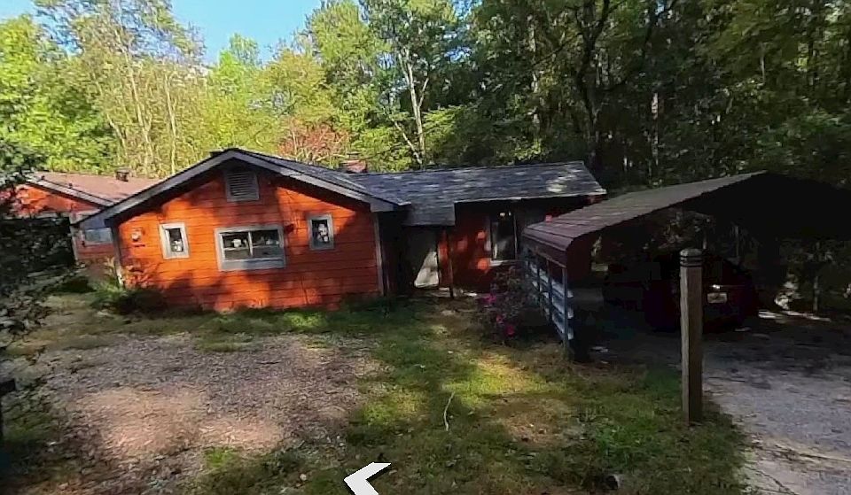2nd image of 187 Eidson St SE