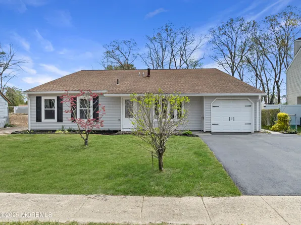 20 Sextant Drive, Barnegat, NJ 08005