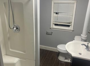 1128 Buttonwood St, Reading, PA 19604