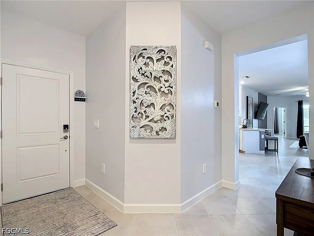2 bed, 2.0 bath, 1564 sqft, $4,500 — Photo 4