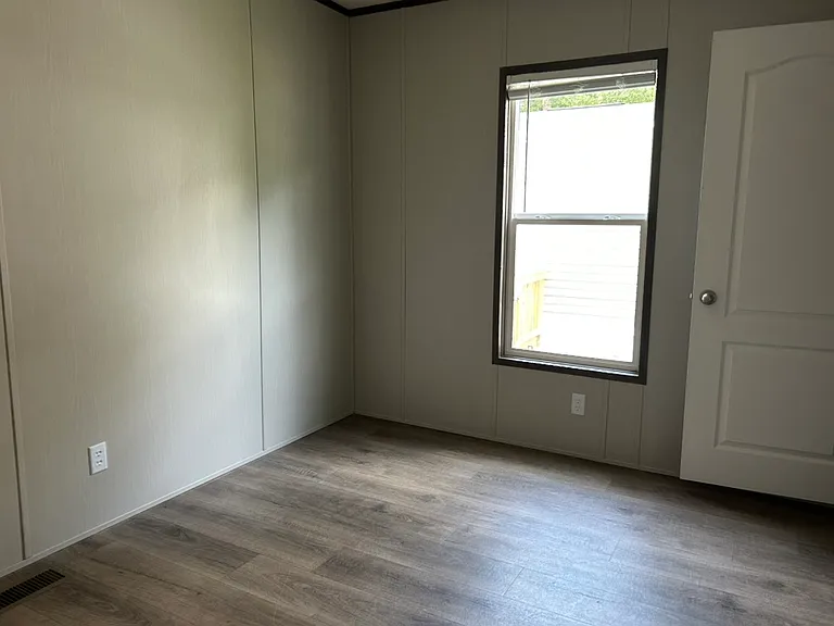 1210 Eagle Lake Dr #185 — Photo 7