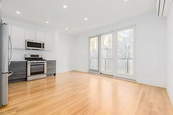 Rented by GROOME REALTY LLC | media 1