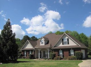 18 Copper Ridge Ct, Deatsville, AL 36022