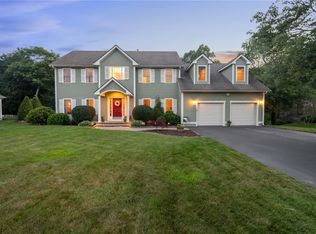 212 Delano Dr, North Kingstown, RI 02852