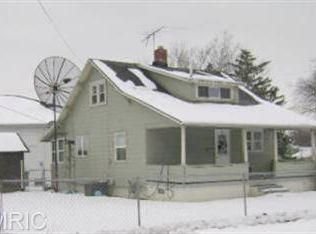 904 Sycamore St, Niles, MI 49120