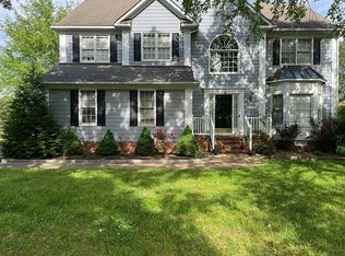 12149 Manor Park Dr, Glen Allen, VA 23059