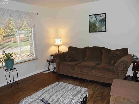5th image of 8384 Cappy Ln