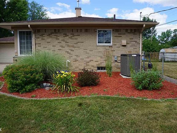 3rd image of 12355 Wheaton Dr