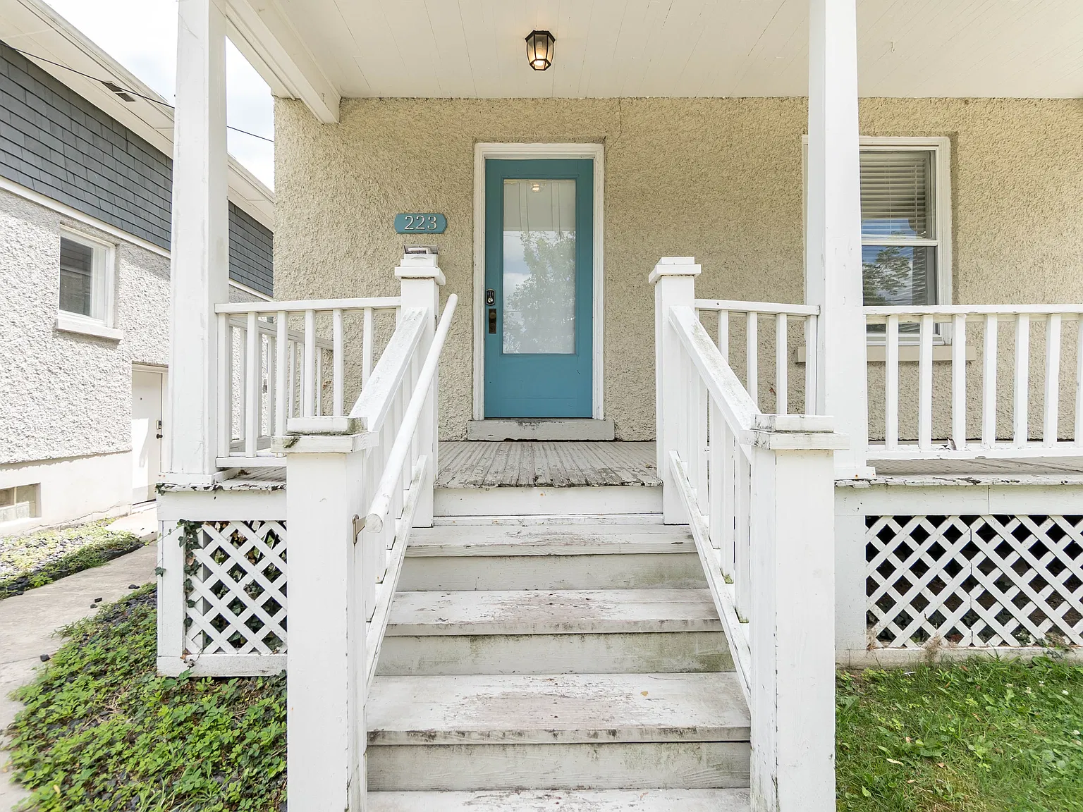 223 Mosley - 1 — Photo 4