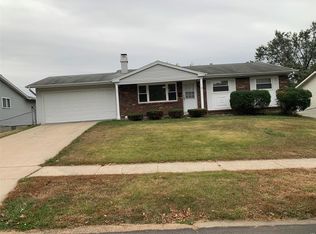25 Gray Brooke Ln, Florissant, MO