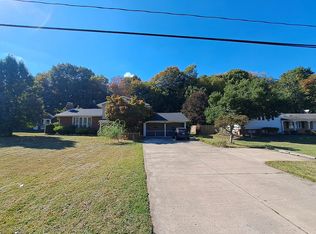 275 Mill Morr Dr, Painesville, OH 44077