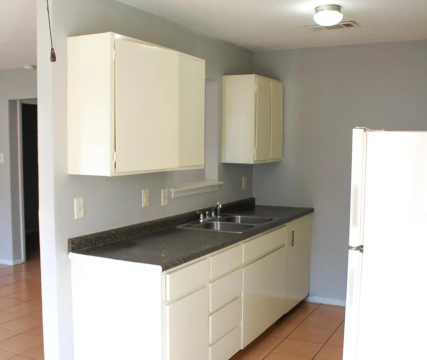 2 bed, 700 sqft, $725 — Photo 4