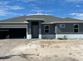 520 Glendale Ave, Labelle, FL 33935