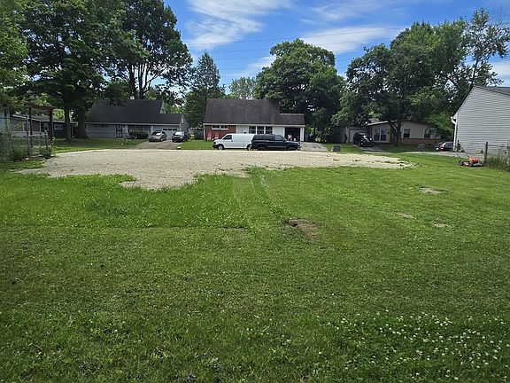 5th image of 6142 Meadowlark Dr