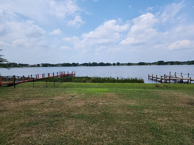 737 Buccaneer Blvd — Photo 28