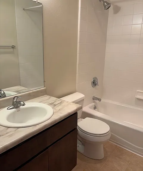 2740 Park Ave #O — Photo 8