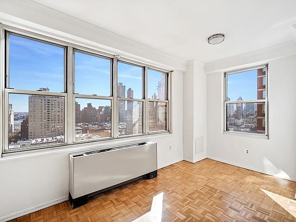 3rd image of 400 E 85th St APT 17J