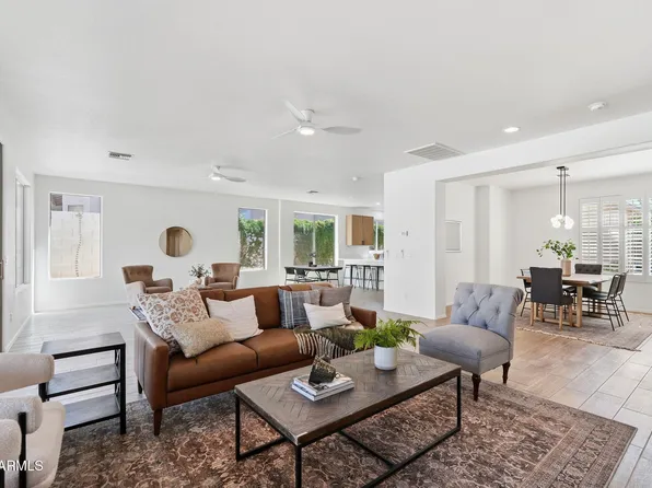 5922 W GAMBIT Trail, Phoenix, AZ 85083