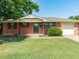 705 N Bristow Ave, Moore, OK 73160