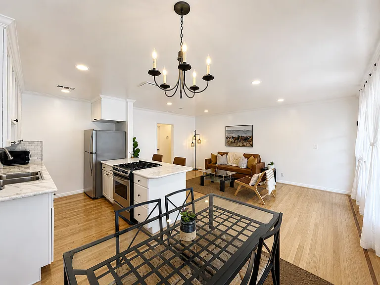 834 Lincoln Blvd #206 — Photo 8