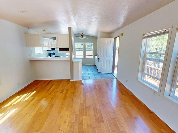 4th image of 32051 Watson Ln Space B