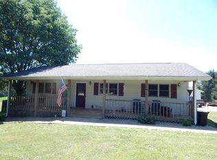 833 Cassidy Ln, Mitchell, IN 47446
