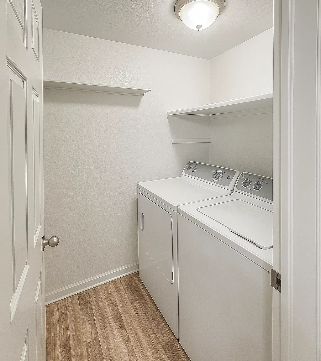 2 bed, 1100 sqft, $2,400 — Photo 3