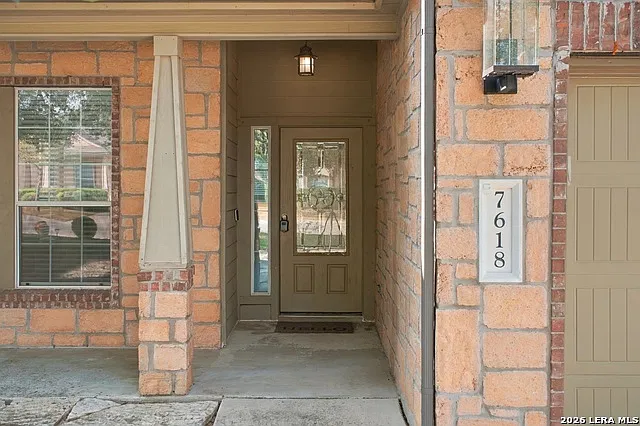 4 bed, 3.0 bath, 2808 sqft, $2,500 — Photo 4