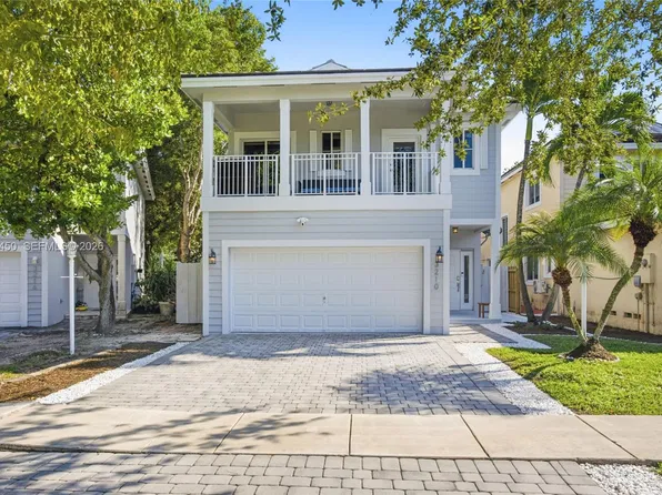 3210 SE 3rd Dr, Homestead, FL 33033