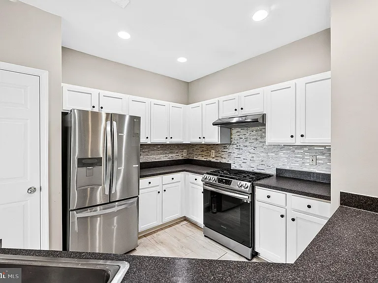 13386 Connor Dr #M — Photo 18