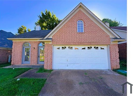 1st image of 2250 Lake Hill Ct