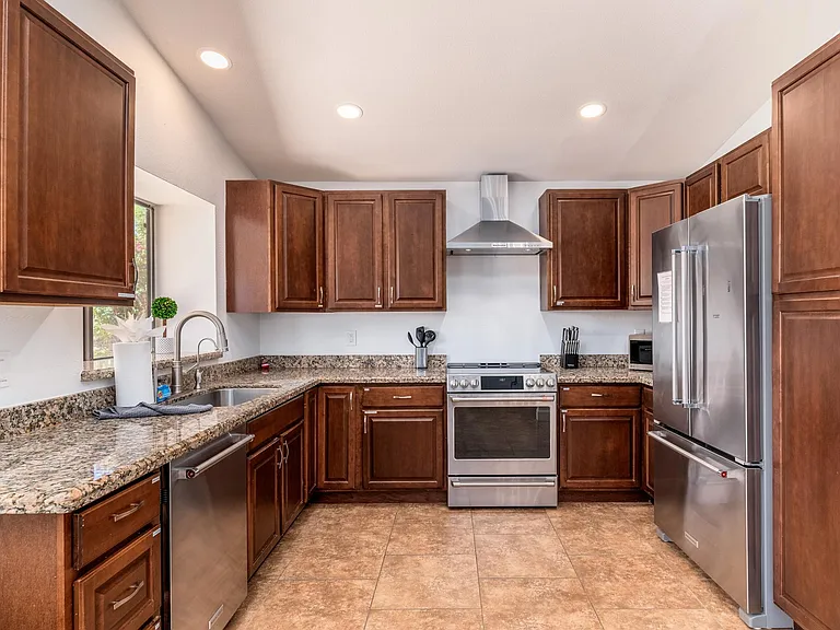 5139 E Fellars Dr — Photo 13