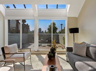 514 Ward St APT 201, Seattle, WA