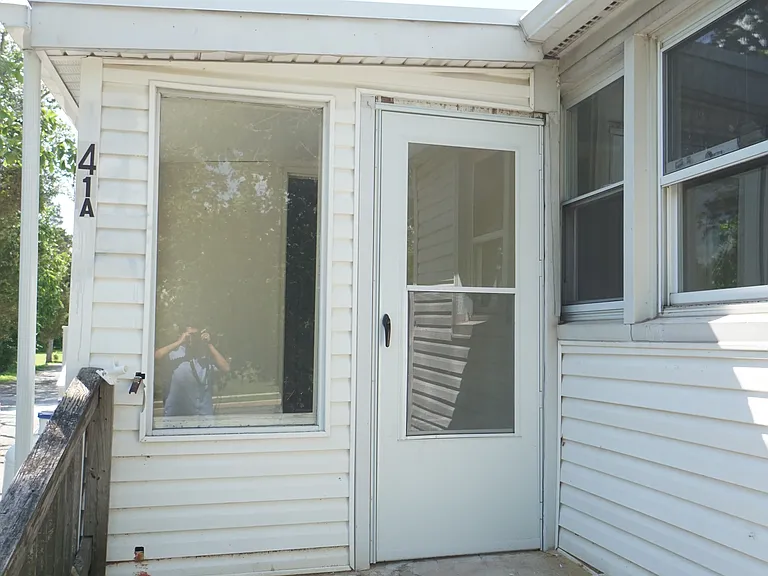 41 Fruitville Rd #A — Photo 2