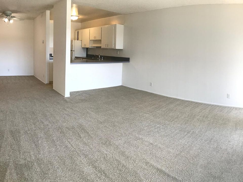 1st image of 808 Comet Dr #3-F