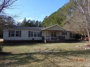 7038 Shalimar Ln, Hope Mills, NC 28348