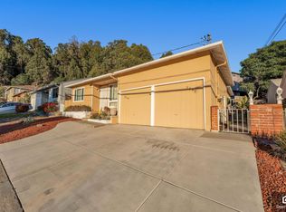 7862 Sanford St, Oakland, CA 94605