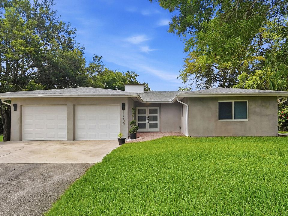 1st image of 11700 NW 27th Street