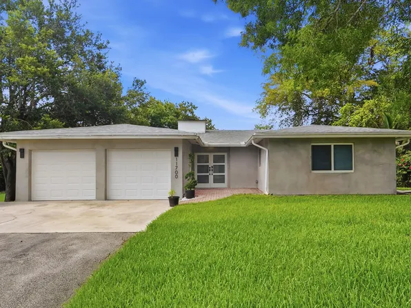 11700 NW 27th Street, Plantation, FL 33323