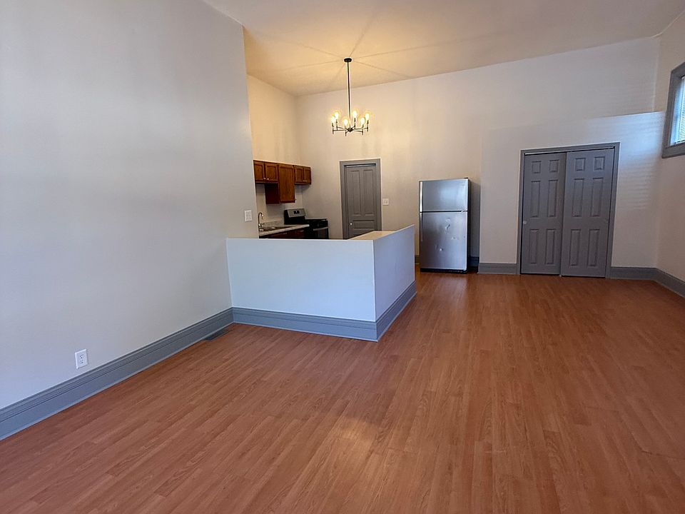 Kitchen and dining area from entrance