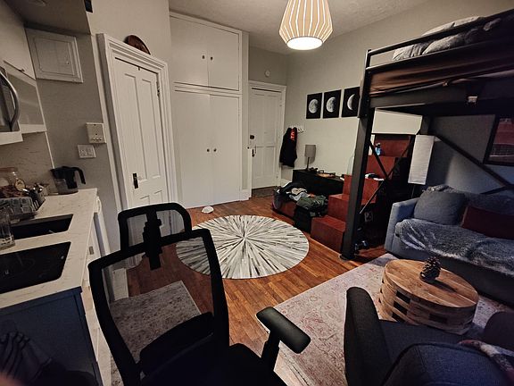 5th image of 177 Columbia Hts APT 23