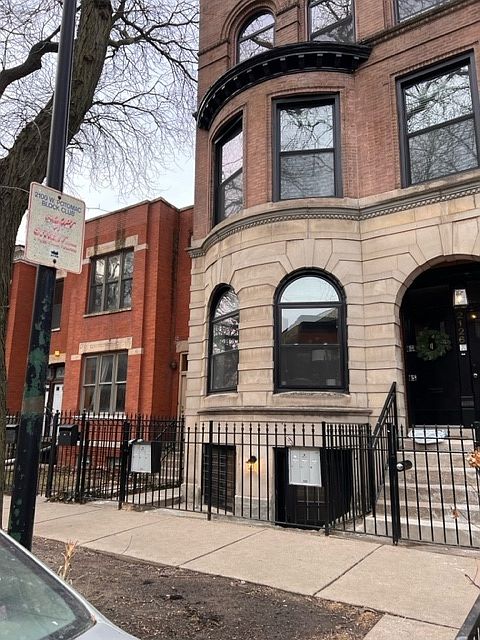 1st image of 2126 W Potomac Ave APT 1
