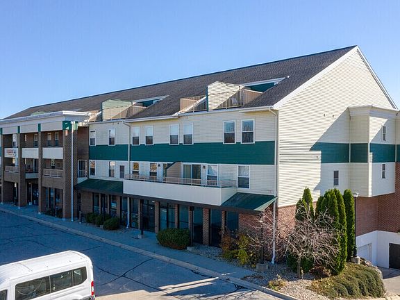 2nd image of 2125 McComb Rd APT 300